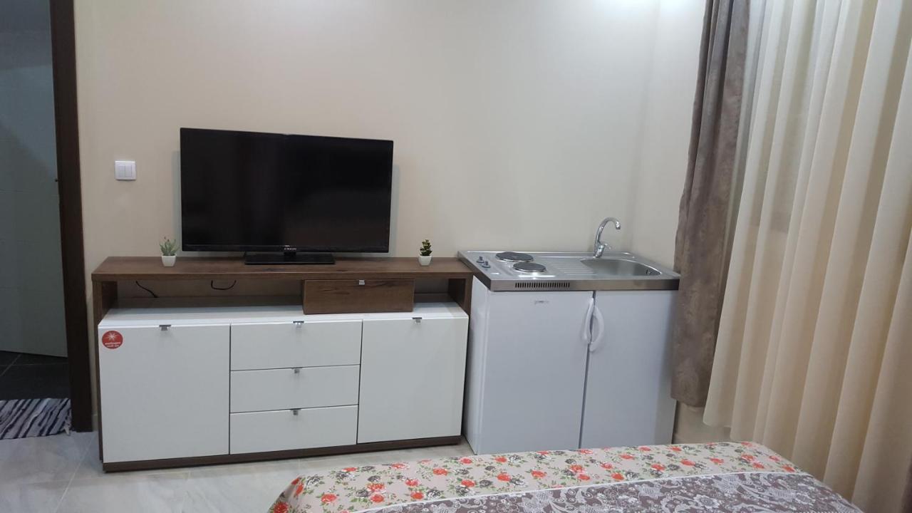 Studio Apartman - Centar Tivat Eksteriør billede
